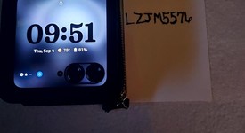 Mint
													Motorola Razr (2024) - Boost, Gray, 256 GB, 8 GB, photo 1 of 12