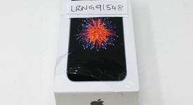 Mint
													Apple iPhone SE 1st Gen 2016 - Unlocked, Grey, 32 GB, A1662, photo 1 of 9