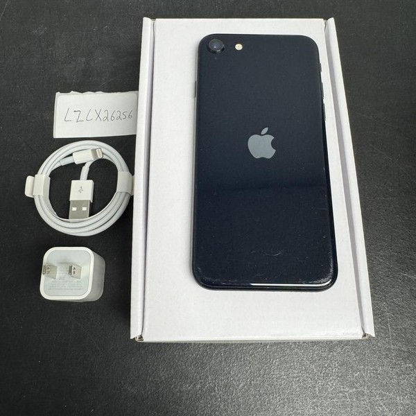 Apple iPhone SE 3rd Gen 2022 - Unlocked, 128 GB, Midnight, A2595