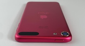 Mint
													Apple iPod Touch 7th Gen - Wi-Fi, Pink, 256 GB, photo 5 of 7