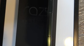Mint
													Motorola Razr Ultra (2025) - Unlocked, PANTONE Scarab, 1 TB, 16 GB, photo 4 of 7