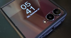 Mint
													Samsung Galaxy Z Flip7 - AT&T, Coral, 256 GB, 12 GB, SM-F766U, photo 2 of 6