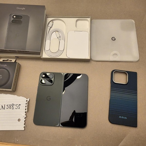 Google Pixel 11 Pro Fold - Unlocked, 512 GB, Obsidian, 16 GB, GZDQ6