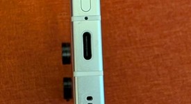 Mint
													Nothing Phone (3) - Unlocked, White, 256 GB, 12 GB, photo 4 of 10