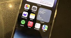 Mint
													Apple iPhone 14 Pro - Unlocked, Purple, 128 GB, A2650, photo 2 of 10