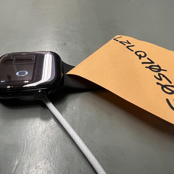 Apple Watch Series 10 42mm - Black, A2997 - GPS, Aluminum