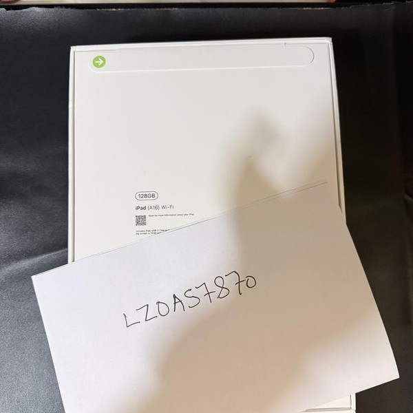 Apple iPad 11th Gen - Wi-Fi, 128 GB, Blue, A3354