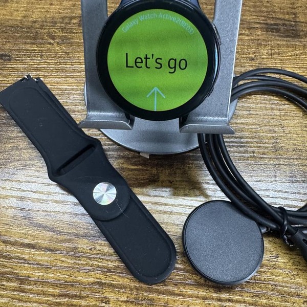 Samsung Galaxy Watch Active2 44mm - Wi-Fi, Black, Aluminum