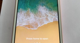 Good
													Apple iPhone SE 1st Gen 2016 - Unlocked, Rose Gold, 128 GB, A1723, photo 1 of 12