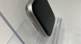 Fair
													Apple Watch Series 8 45mm - Unlocked, Silver, A2774 - Cellular, Aluminum, photo 4 of 7
