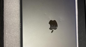 Good
													Apple iPad 7th Gen - Unlocked, Gray, 32 GB, A2200, photo 6 of 6