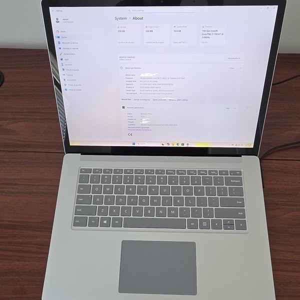 Microsoft Surface Laptop 4 - 256 GB, Platinum, 16 GB, Intel Core i7, 15 inch