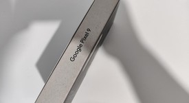 New
													Google Pixel 9 - Unlocked, Obsidian, 128 GB, 12 GB, G2YBB, photo 2 of 6