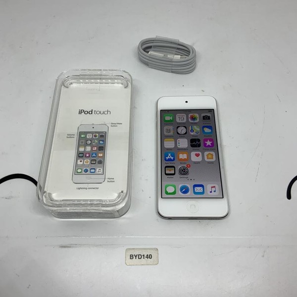 Apple iPod Touch 6th Gen - Wi-Fi, 32 GB, Silver