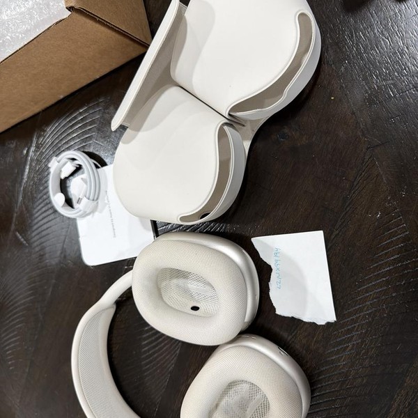 Apple AirPods Max USB-C - Starlight