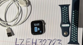 Fair
													Apple Watch Series 4 44mm - Verizon, Gray, A1976 - Cellular, Nike, photo 2 of 7