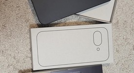 Mint
													Google Pixel 9a - Verizon, Obsidian, 128 GB, 8 GB, photo 3 of 7