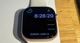 Good
													Apple Watch Series 10 46mm - Rose Gold, A2999 - GPS, Aluminum, photo 3 of 6
