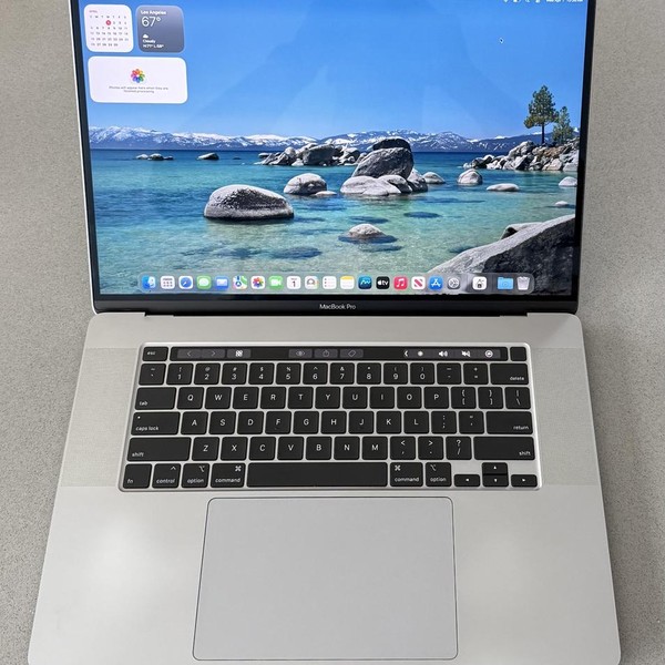 MacBook Pro 2019 - 16 inch - 512 GB, Gray, 16 GB, Intel Core i7