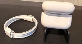 Used
													Apple AirPods Pro - Wireless Case, photo 1 of 10