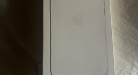 New
													Apple iPhone 16 - Verizon, White, 256 GB, A3081, photo 1 of 4