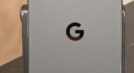 Mint
													Google Pixel 10 Pro - Unlocked, Obsidian, 128 GB, G4QUR, photo 3 of 7