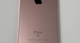 Good
													Apple iPhone SE 1st Gen 2016 - Unlocked, Rose Gold, 64 GB, A1662, photo 3 of 7