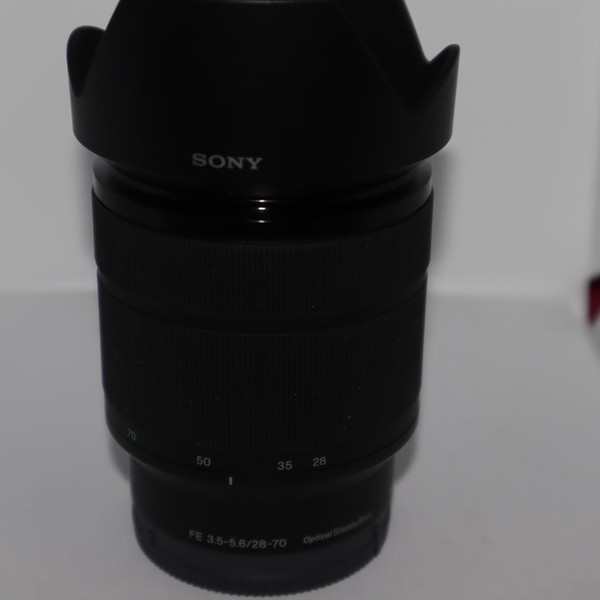 Sony FE 28-70 mm F3.5-5.6 OSS