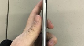 Good
													LG V30 - Verizon, Silver, 64 GB, VS996, photo 5 of 7