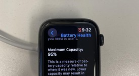 Good
													Apple Watch SE 2nd Gen 44mm - Midnight, A2723 - GPS, Aluminum, photo 2 of 11