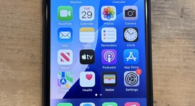 Fair
													Apple iPhone SE 3rd Gen 2022 - T-Mobile, Midnight, 64 GB, A2595, photo 1 of 10
