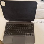 Used Apple Magic Keyboard for iPad Pro - Black