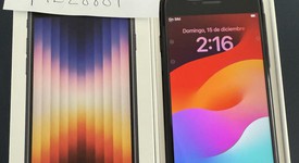 Mint
													Apple iPhone SE 3rd Gen 2022 - Unlocked, Midnight, 64 GB, A2595, photo 3 of 6