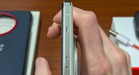 Good
													OnePlus 13 - Unlocked, Arctic Dawn, 512 GB, 16 GB, photo 3 of 9