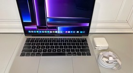 Good
													MacBook Air 2019 - 13" - I5, Gray, 128 GB, 16 GB, photo 1 of 10
