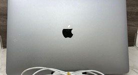 Fair
													MacBook Pro 2016 (With Touch Bar) - 15" - Gray, 512 GB, 16 GB, photo 3 of 11