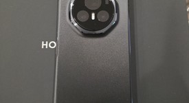 Good
													Honor Magic V3 - Unlocked Non-US, Black, 512 GB, 12 GB, photo 4 of 9