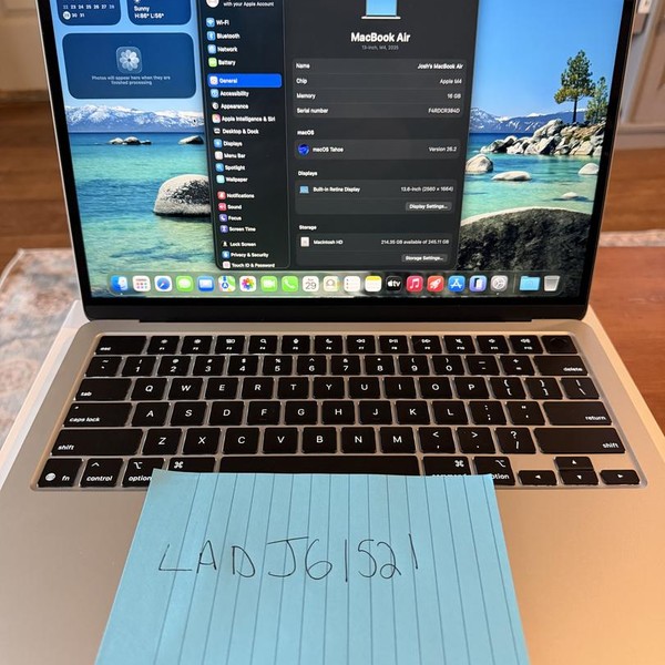 MacBook Air 2025 (M4) - 13 inch - 256 GB, Silver, 16 GB, Apple M4