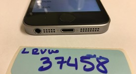 Good
													Apple iPhone SE 1st Gen 2016 - Verizon, Grey, 16 GB, A1662, photo 3 of 6