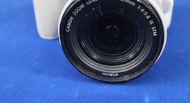 Good
													Canon EOS Rebel SL2, photo 4 of 10