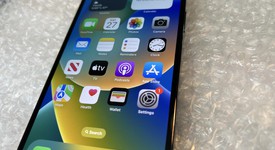 Good
													Apple iPhone 12 Pro Max - Unlocked, Pacific Blue, 256 GB, A2342, photo 5 of 12