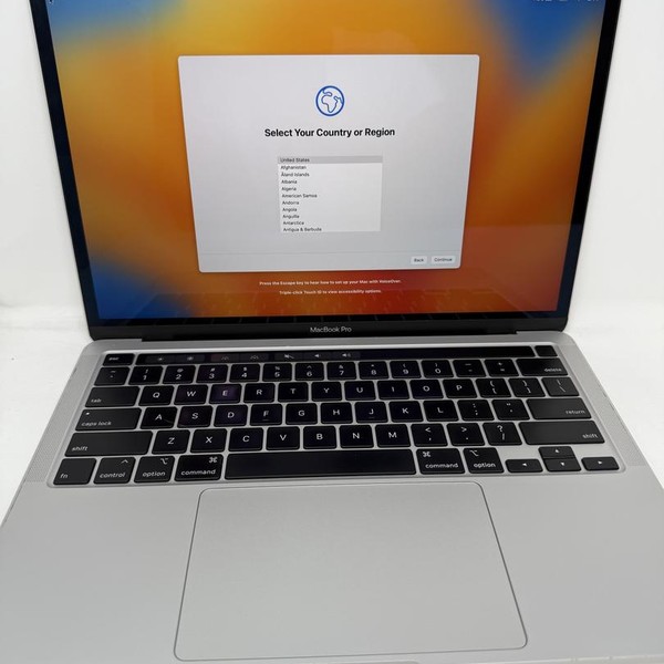 MacBook Pro 2020 - 13 inch - 256 GB, Silver, 8 GB, Intel Core i5