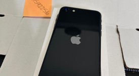 Good
													Apple iPhone SE 2nd Gen 2020 - Unlocked, Black, 64 GB, A2275, photo 3 of 3