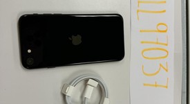 Mint
													Apple iPhone SE 3rd Gen 2022 - Unlocked, Midnight, 64 GB, A2595, photo 2 of 7