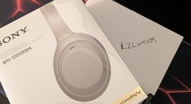 New
													Sony WH-1000XM4 - Silver, photo 1 of 4