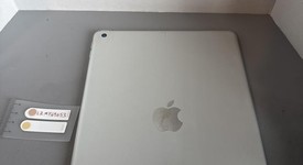 Good
													Apple iPad 9th Gen - Wi-Fi, Silver, 64 GB, A2602, photo 4 of 6
