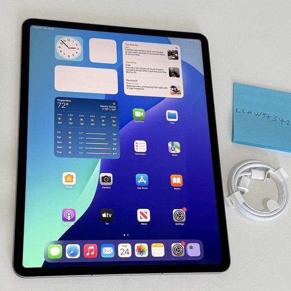 Apple iPad Air 13 inch (M3) 2025 - Unlocked, 128 GB, Gray