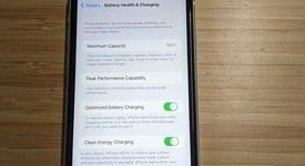 Good
													Apple iPhone Xr - Unlocked, White, 128 GB, A1984, photo 2 of 19