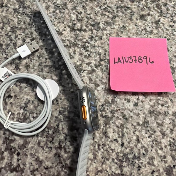 Apple Watch Ultra 49mm - Unlocked, Titanium, A2622