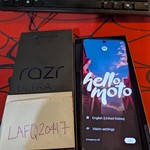 Good Motorola Razr Ultra (2025) - Unlocked, 1 TB, PANTONE Rio Red, 16 GB